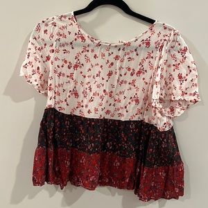 Jun and Ivy Floral Top